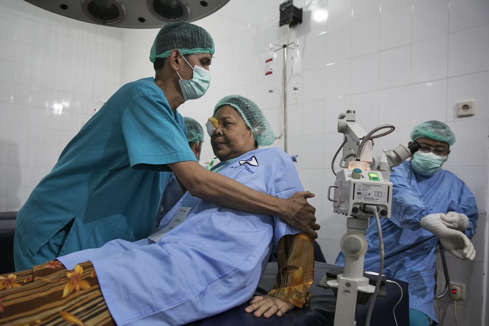 Cataract Surgery in Indonesia, March 2016