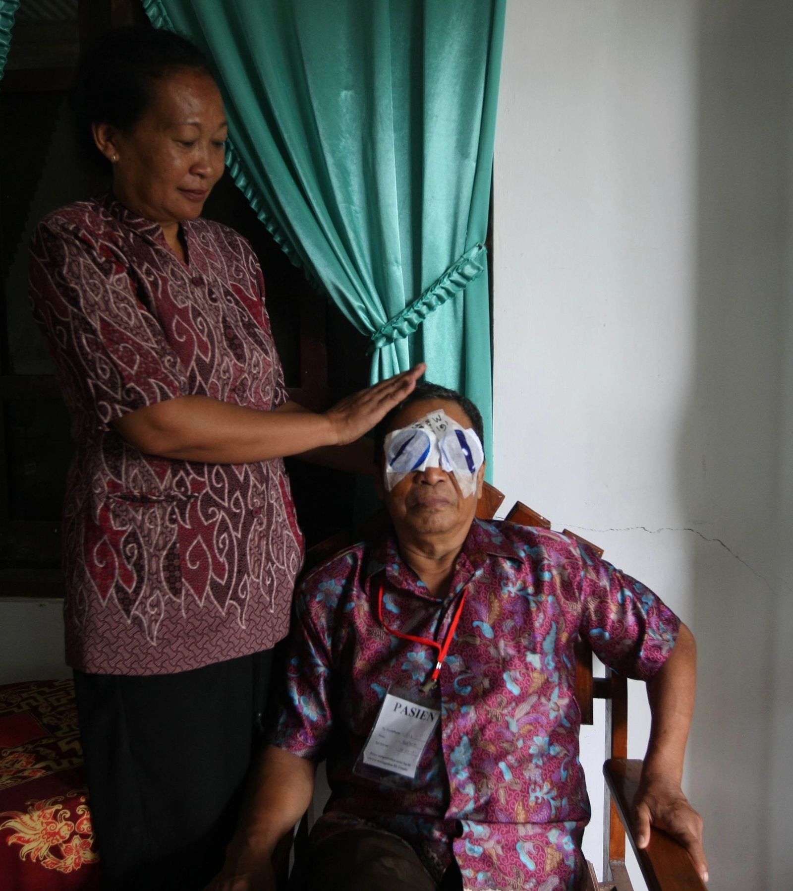 Sudi Harto's life is transformed after his cataract operation