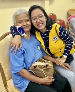 Cindy, A New Vision volunteer